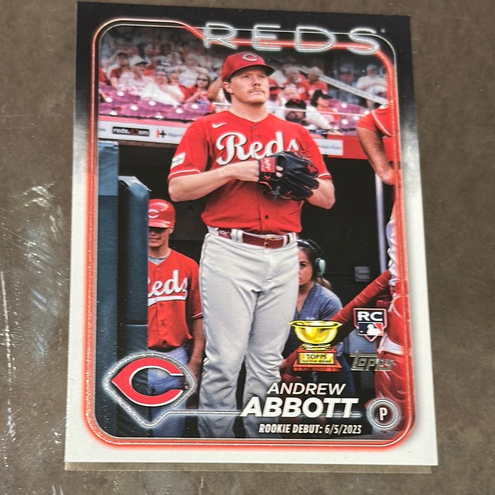Topps Reds Baseball Card - Red and White
